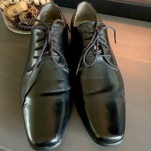 Men’s Calvin Klein dressy shoes